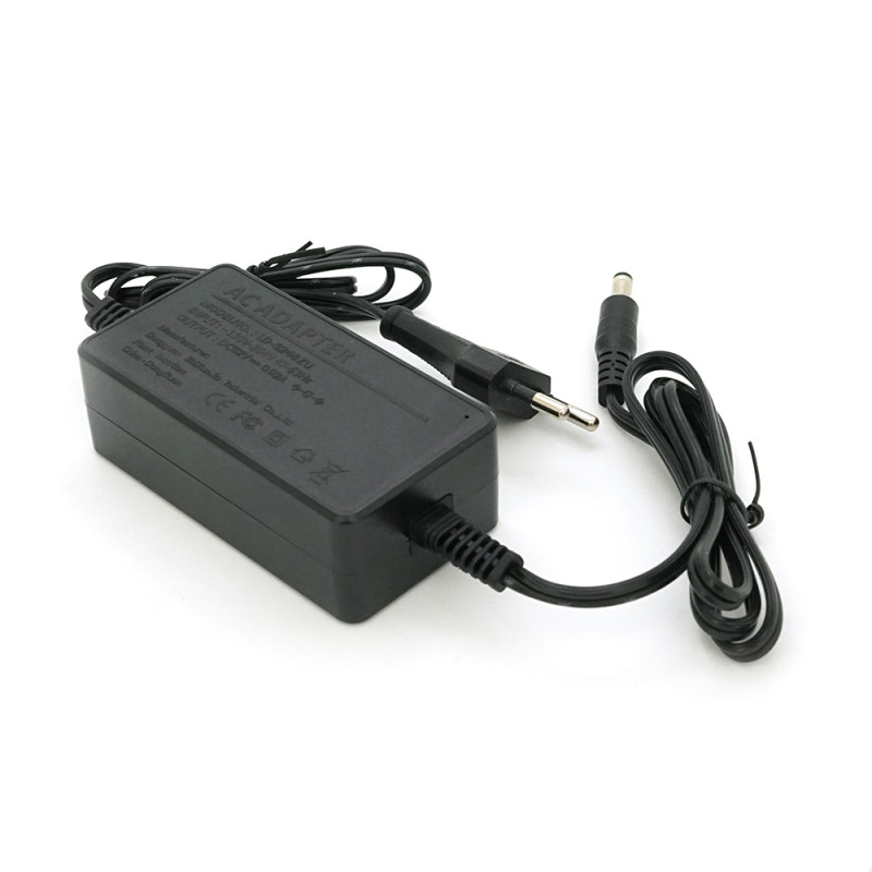 POE коммутатор Merlion 4 POE 10/100+1 RJ45 10/100 внешний блок питания 52V 0,92A