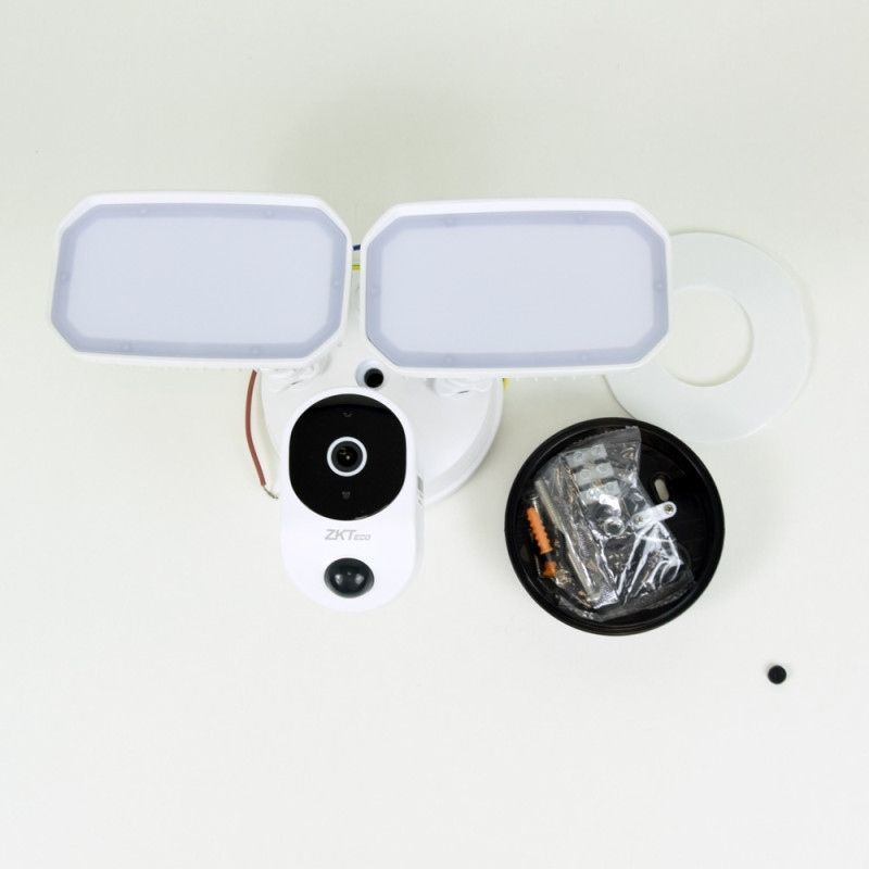 IP-відеокамера 3 Мп ZKTeco C9A2P WiFi LED light для системи відеонагляду-